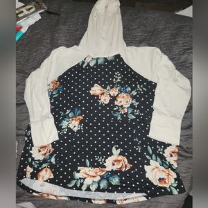 LuLaRoe black and cream with dots and flowers 3xl Amber long sleeve hooded shirt